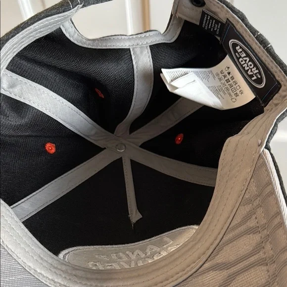 Like New - Land Rover Hat - Picture 4 of 9